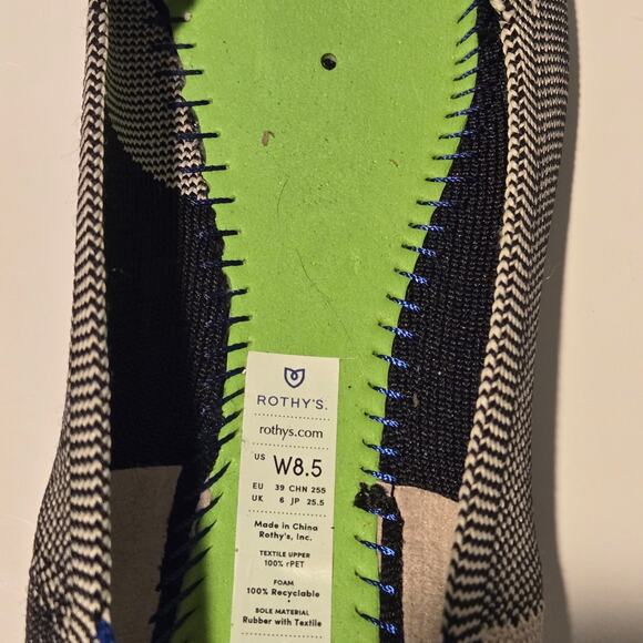 Rothy's The Flat Captoe Black Colorblock is a ballet flat women Size 8.5 - Picture 7 of 8